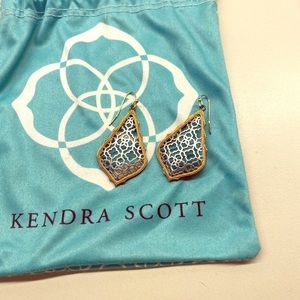 Addie golf drop earrings in silver filigree mix